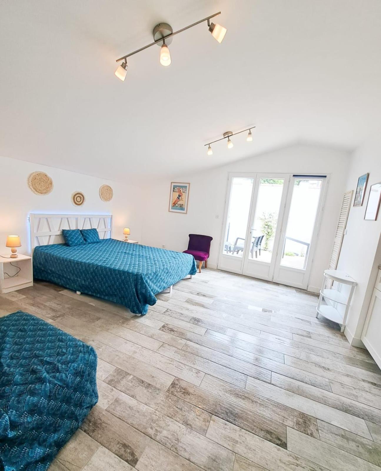 Mariella - Maison Familiale, Wifi, 500m De La Holiday home *